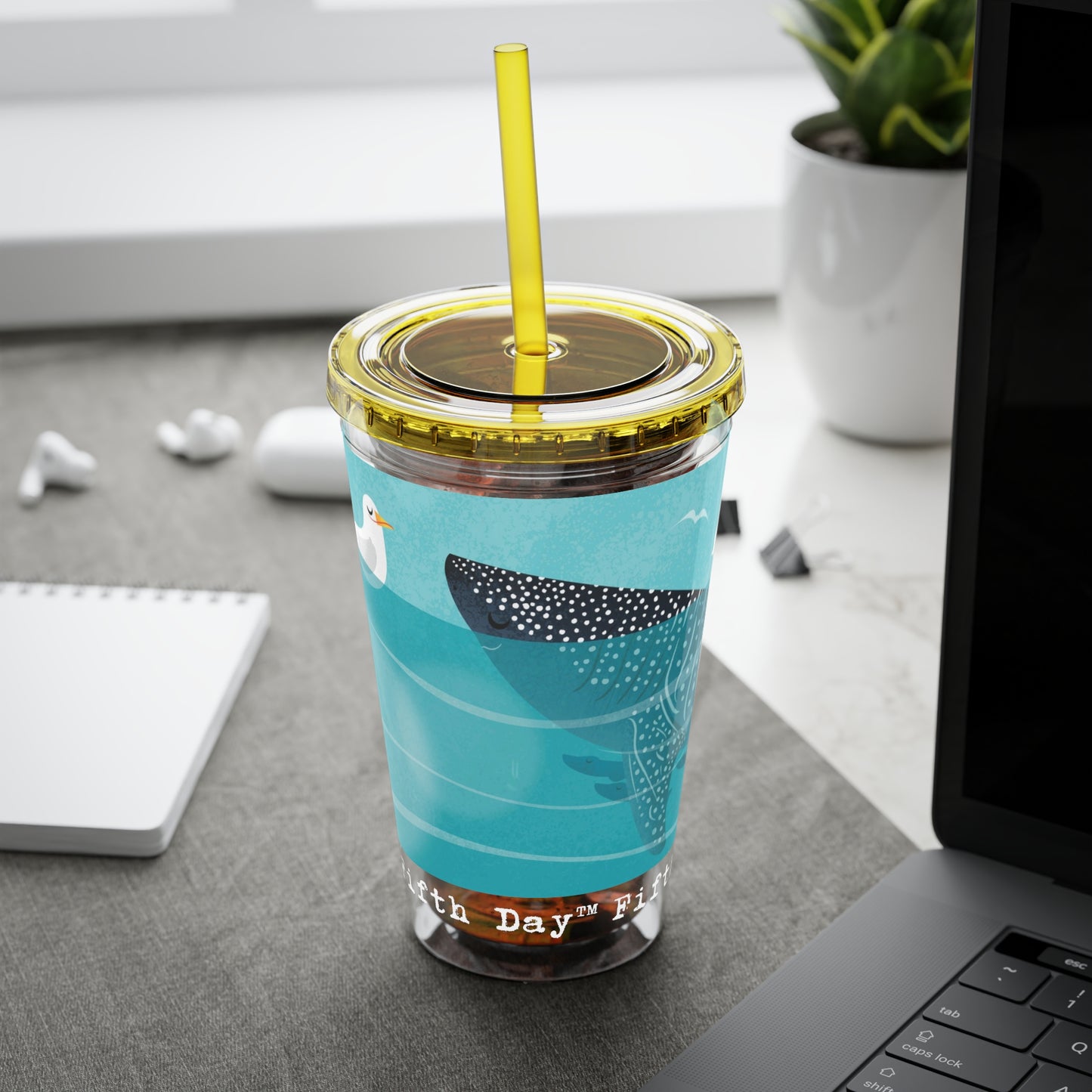 Fifth Day™ 16oz Sunsplash Tumbler with Straw - Snappy Sharks